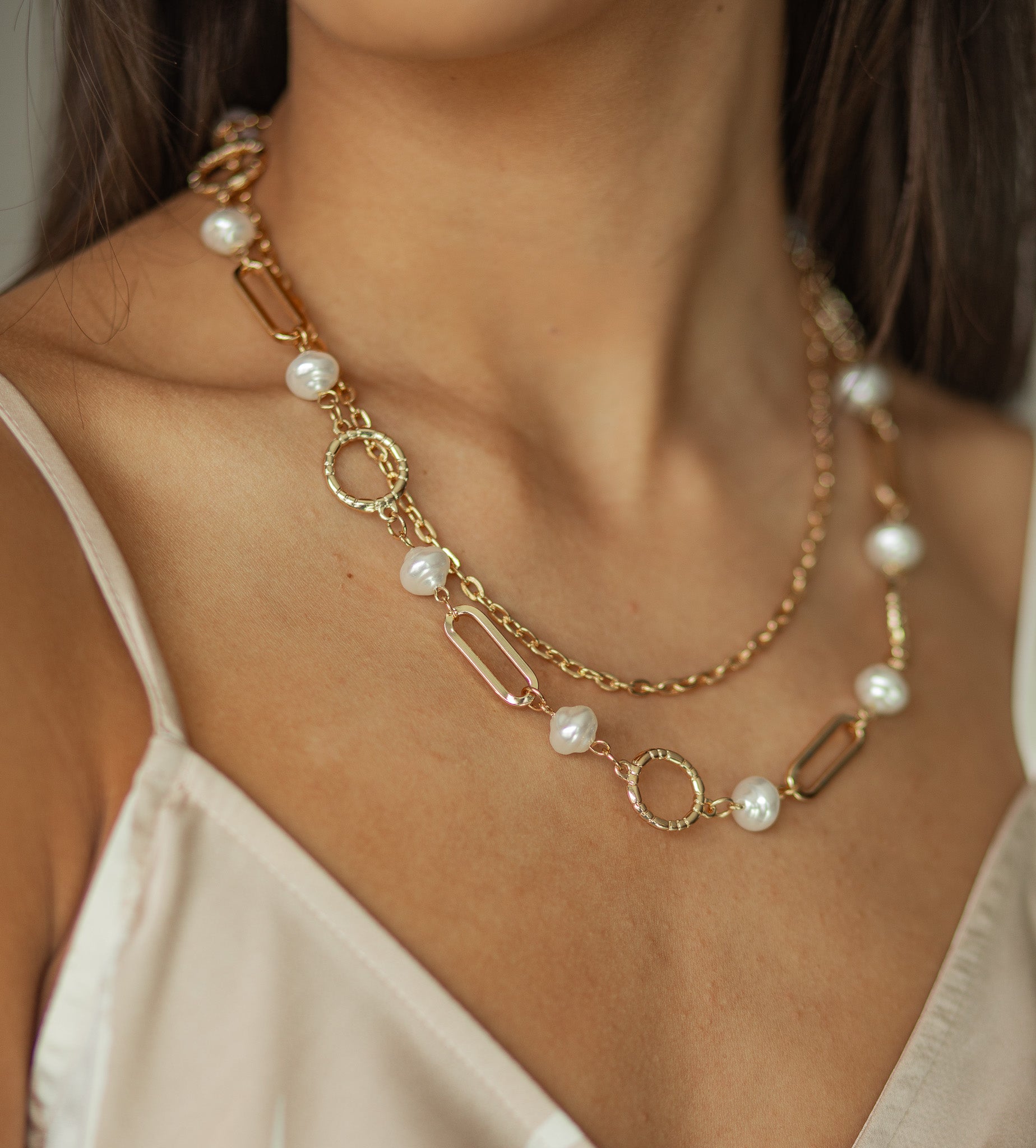 Laine Pearl Necklace