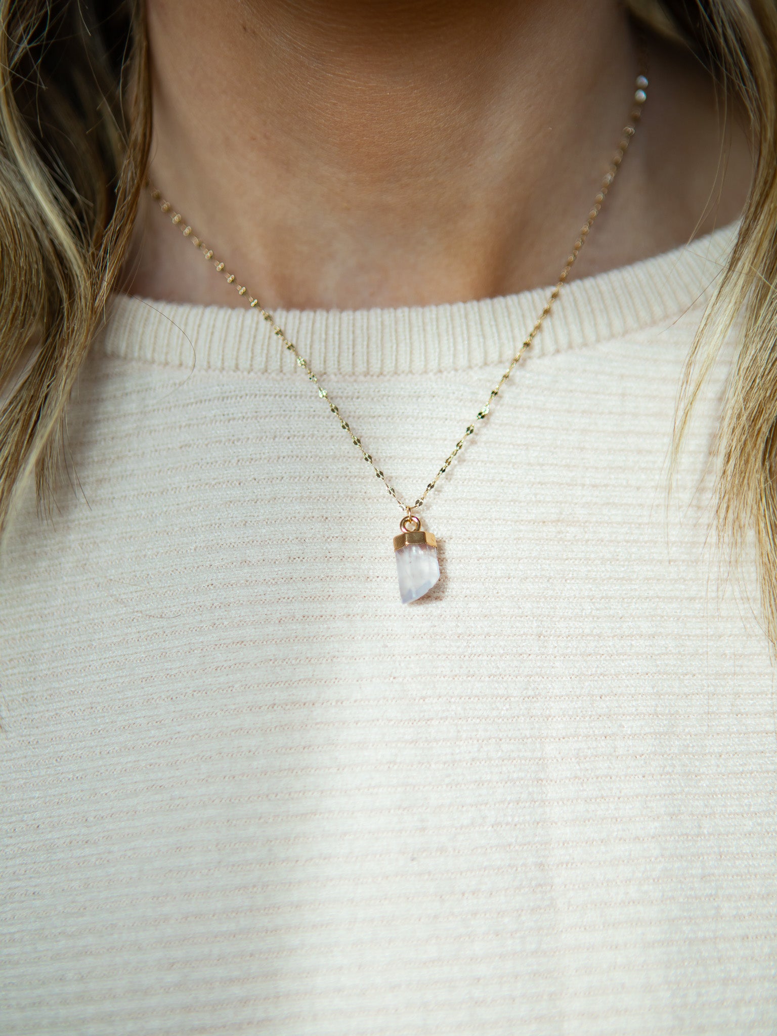 Natural Stone Pendant Necklace – Rose & Remington