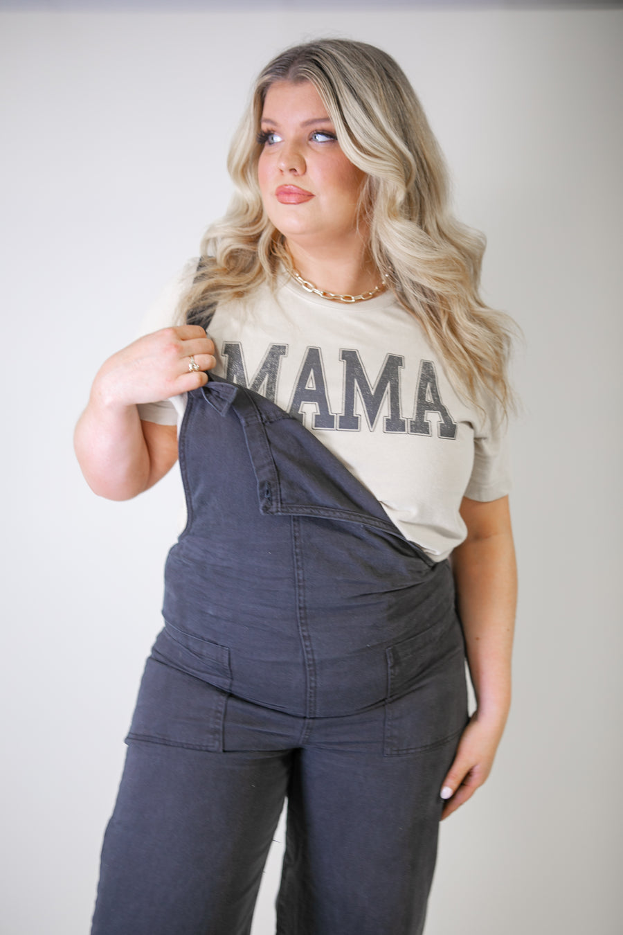 Mama Graphic Tee